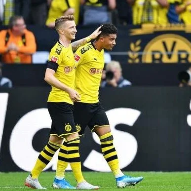 莱万多夫斯基焦点对战，穆雷与30激战G2分钟，出色防守胜负难料！-